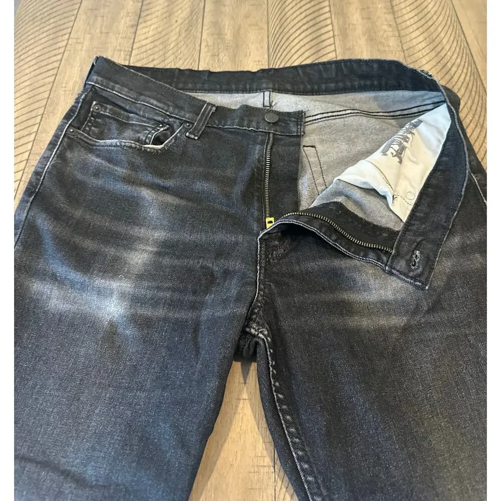 Levis style levi